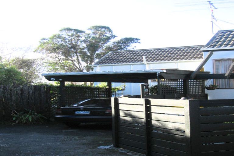 Photo of property in 18a Caesars Place, Churton Park, Wellington, 6037