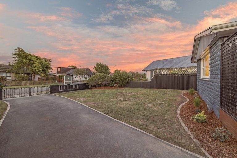 Photo of property in 4 Clarevale Street, Burwood, Christchurch, 8083