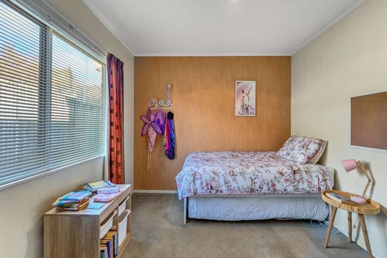 Photo of property in 74 Tawavale Street, Pukehangi, Rotorua, 3015