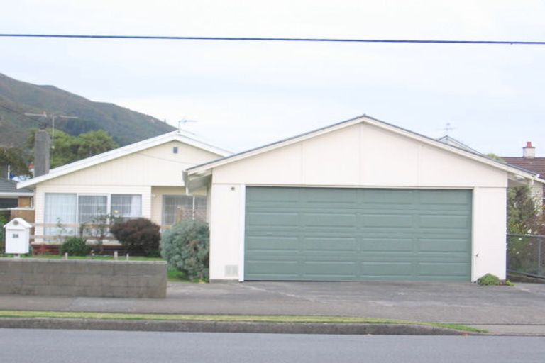 Photo of property in 36 Porutu Street, Fairfield, Lower Hutt, 5011