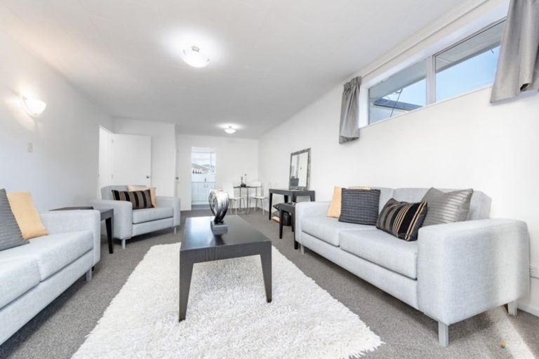 Photo of property in 35a Roband Crescent, Brown Owl, Upper Hutt, 5018