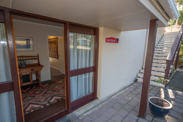 Photo of property in 5 Seaview Road, Cable Bay, 0420