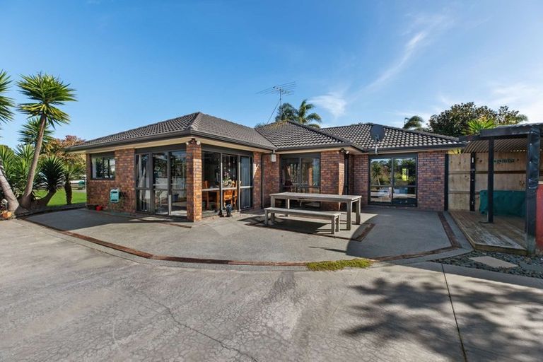 Photo of property in 21 Kowhai Street, Tuakau, 2121