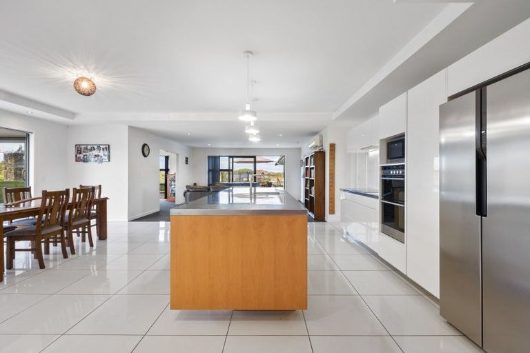 Photo of property in 208 Taipo Road, Rongotea, Palmerston North, 4476