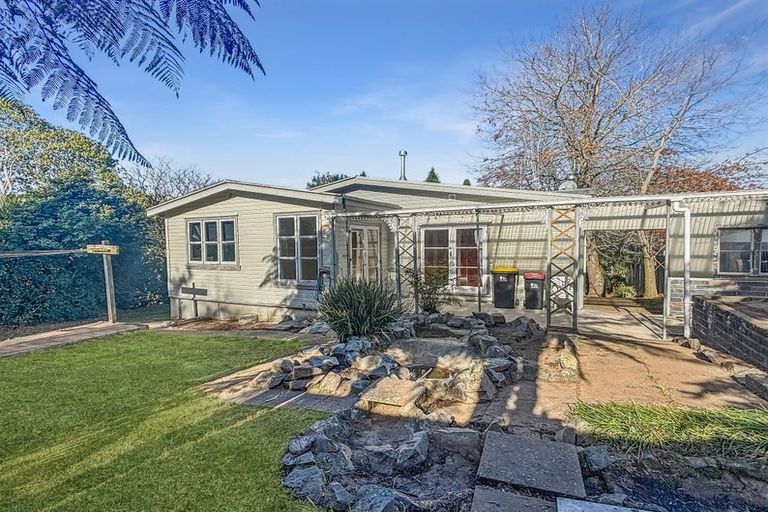 Photo of property in 102 Tirau Street, Putaruru, 3411