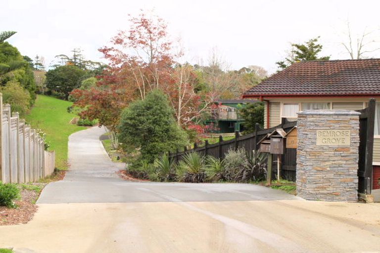 Photo of property in 19 Bemrose Place, Cockle Bay, Auckland, 2014