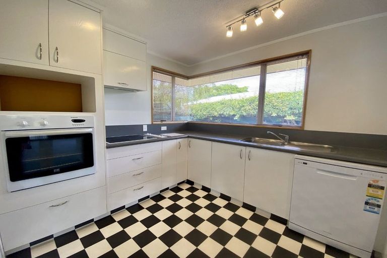 Photo of property in 27 Karina Crescent, Redwoodtown, Blenheim, 7201