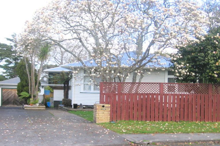 Photo of property in 9 Gills Avenue, Papakura, 2110
