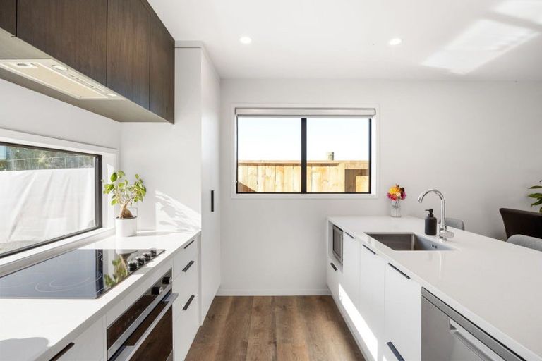 Photo of property in 15 Jacks Landing Drive, Hamilton Lake, Hamilton, 3204