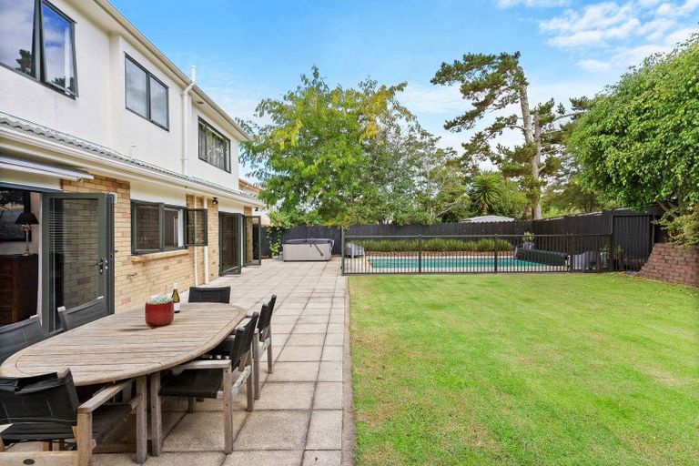 Photo of property in 27 Santa Ana Drive, Dannemora, Auckland, 2016