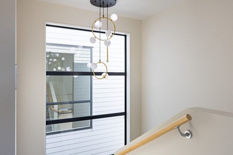 Photo of property in 6e Kaweka Street, New Lynn, Auckland, 0600