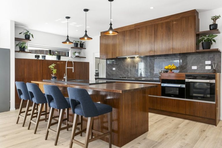 Photo of property in 9a Wolsley Avenue, Milford, Auckland, 0620