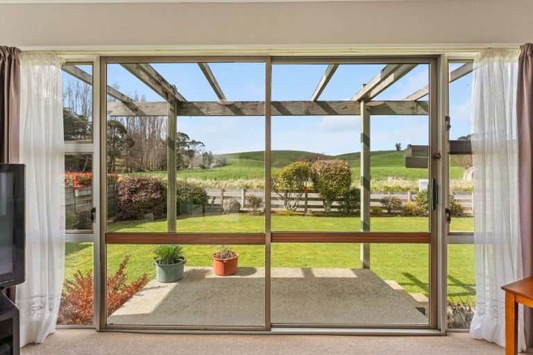 Photo of property in 6 Tudor Road, Pahiatua, 4910