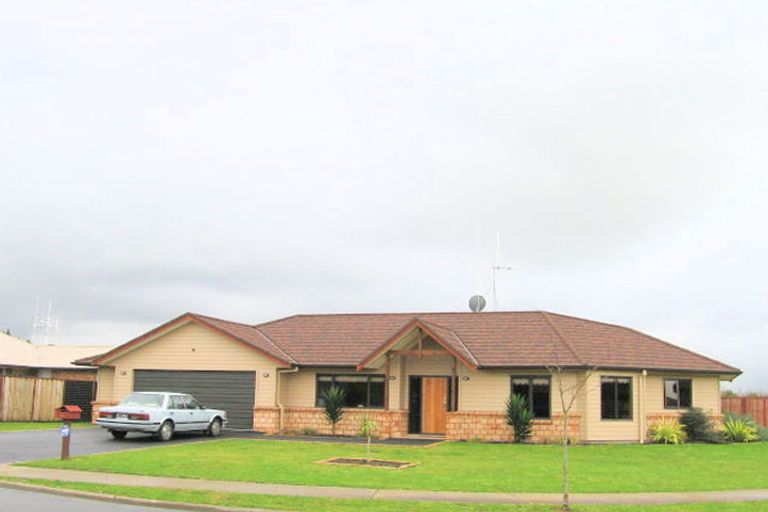 Photo of property in 34 Twickenham Place, Nawton, Hamilton, 3200