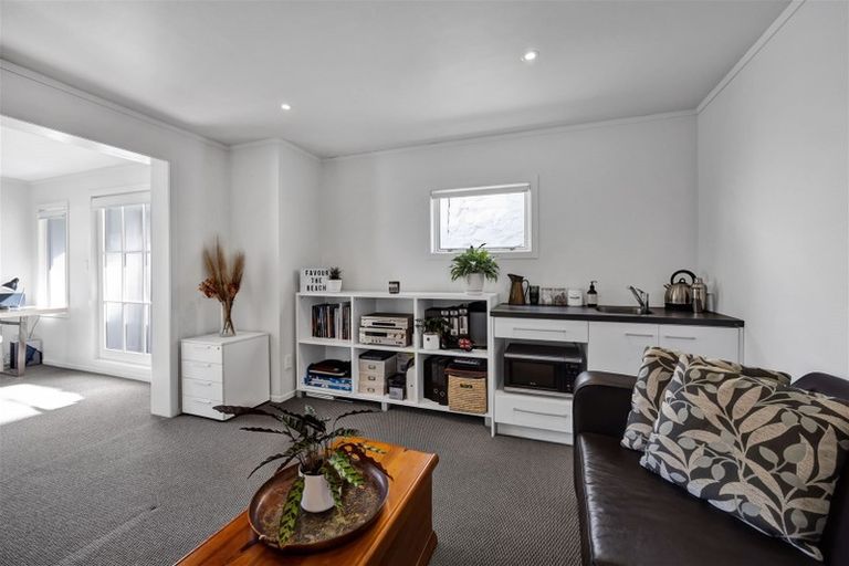 Photo of property in 26 Mclean Street, Strandon, New Plymouth, 4312
