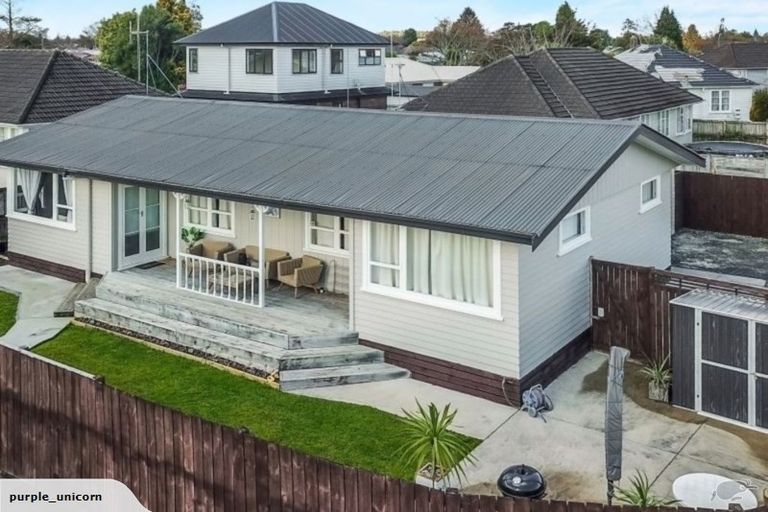 Photo of property in 1 Le Quesne Place, Fairfield, Hamilton, 3214