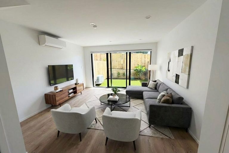 Photo of property in 6/11 Paramu Avenue, Birkdale, Auckland, 0626