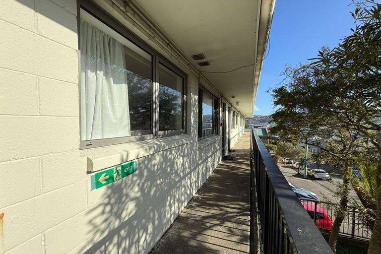 Photo of property in 8/4 Derby Street, Mount Victoria, Wellington, 6011