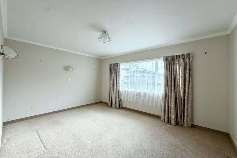 Photo of property in 1/32 Browne Street, Waitara, 4320