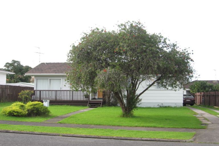Photo of property in 6 Chesley Place, Half Moon Bay, Auckland, 2012