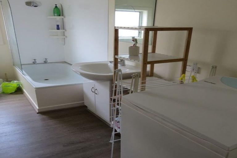 Photo of property in 21 Hanson Street, Mount Cook, Wellington, 6021