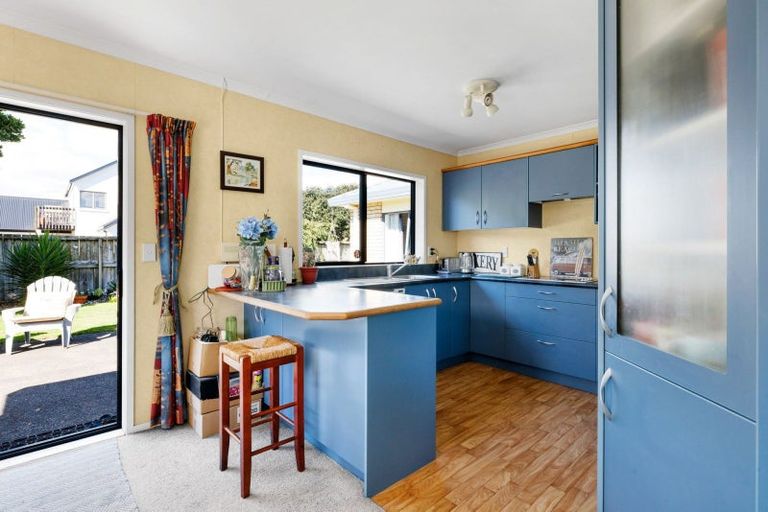 Photo of property in 10 Mckenzie Place, Rototuna North, Hamilton, 3210