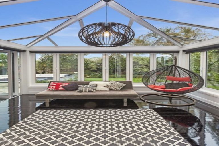 Photo of property in 107 Office Road, Merivale, Christchurch, 8014