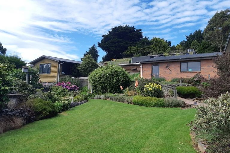 Photo of property in 579 Highcliff Road, Highcliff, Dunedin, 9077