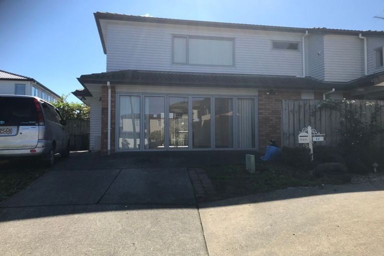 Photo of property in 10 Bushpark Place, Flat Bush, Auckland, 2016