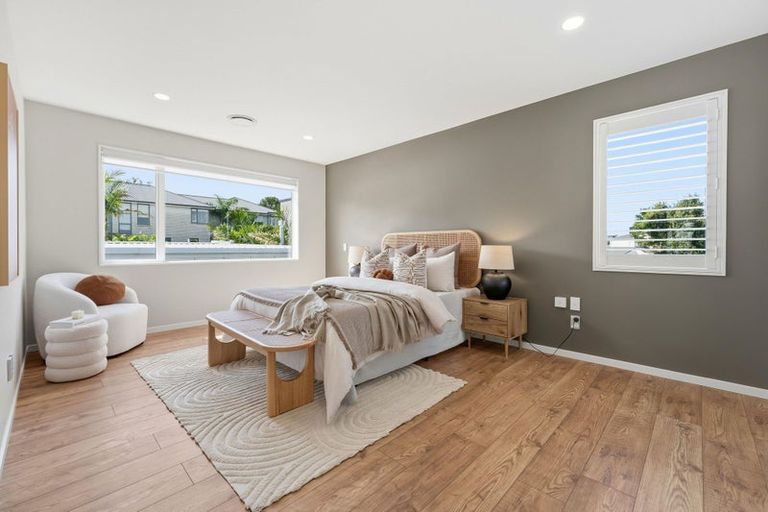 Photo of property in 17a Lake Pupuke Drive, Takapuna, Auckland, 0622