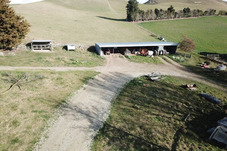 Photo of property in 250 Ritchies Road, Waihao Downs, Waimate, 7977