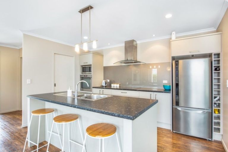 Photo of property in 48 Twickenham Place, Nawton, Hamilton, 3200