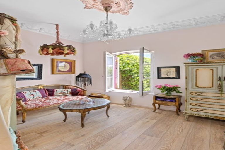 Photo of property in 33a Rambler Crescent, Beach Haven, Auckland, 0626