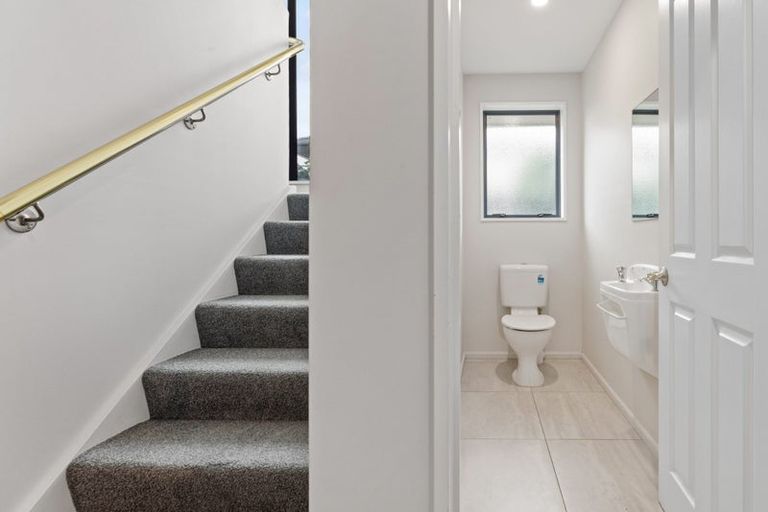 Photo of property in 24a Rue De La Mare, Parklands, Christchurch, 8083