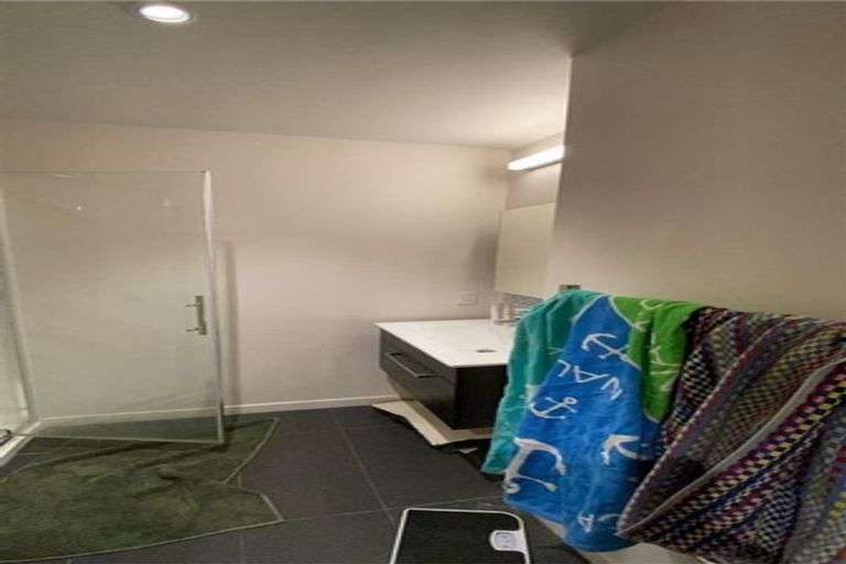 Photo of property in 17/6 Oswald Crescent, Paparangi, Wellington, 6037