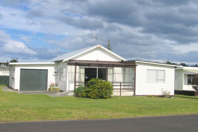 Photo of property in 200 Graham Street, Whangamata, 3620