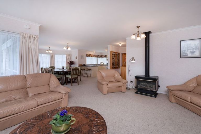 Photo of property in 7 Edward Payton Grove, Pukehangi, Rotorua, 3015