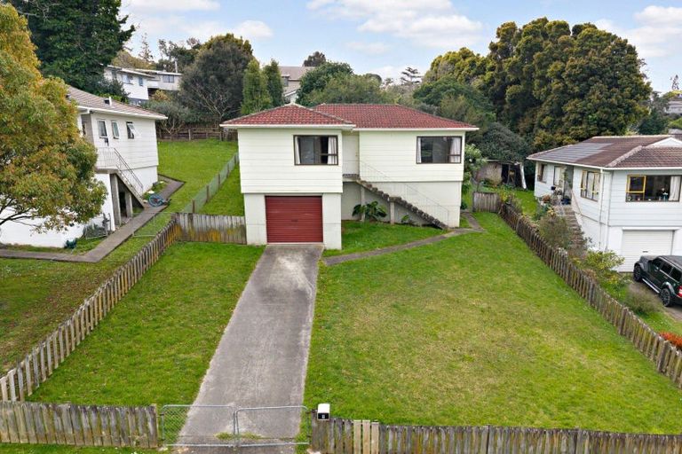 Photo of property in 7 Yule Place, Massey, Auckland, 0614