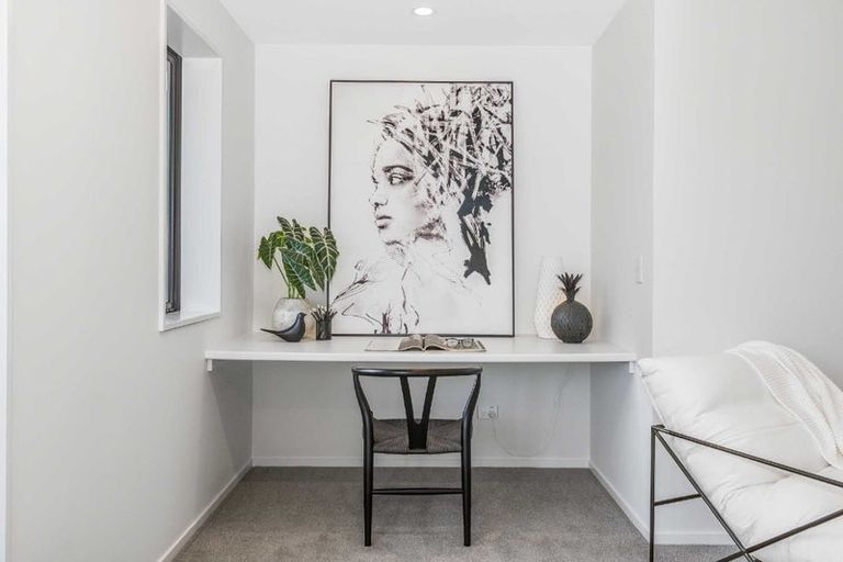 Photo of property in 45 Oakum Road, Whitby, Porirua, 5024