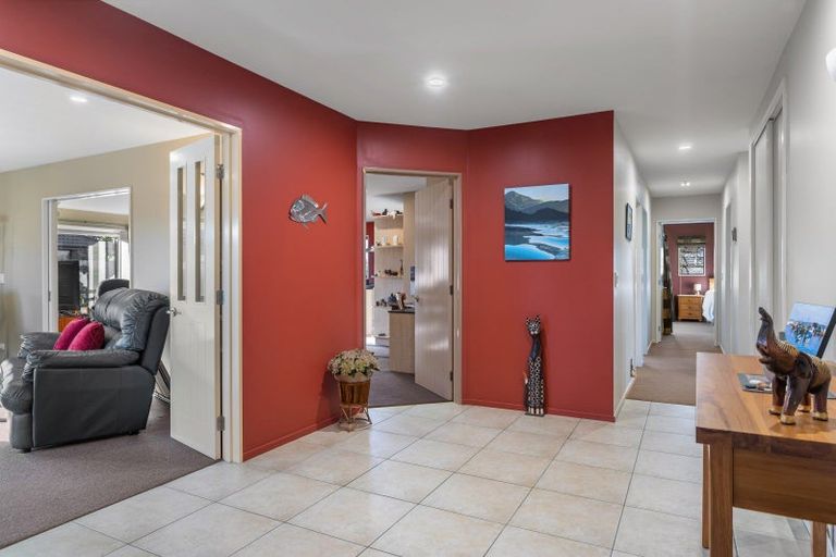 Photo of property in 62 Oakwood Drive, Rangiora, 7400