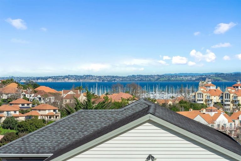 Photo of property in 249 Alec Craig Way, Gulf Harbour, Whangaparaoa, 0930