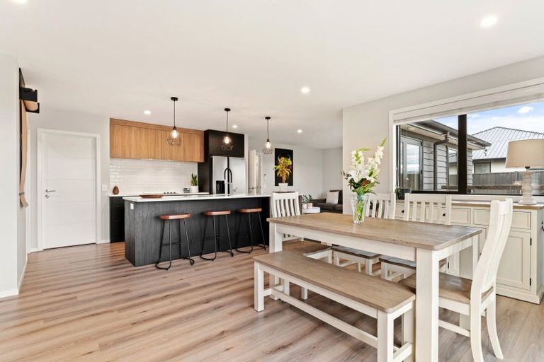 Photo of property in 5 Mellay Mews, Mosgiel, 9024