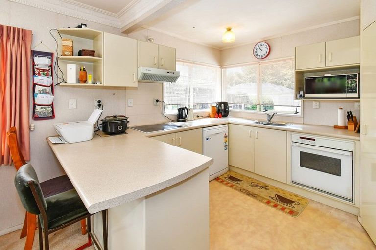Photo of property in 2/22 Butterworth Avenue, Opaheke, Papakura, 2113