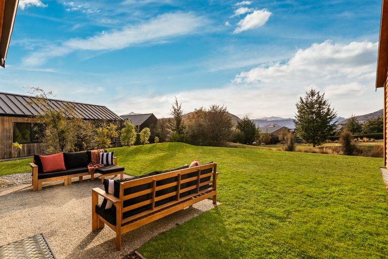 Photo of property in 4 Aberdare Court, Jacks Point, Queenstown, 9371