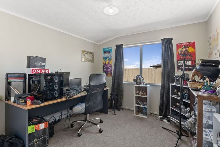 Photo of property in 43 Arthur Crescent, Hilltop, Taupo, 3330