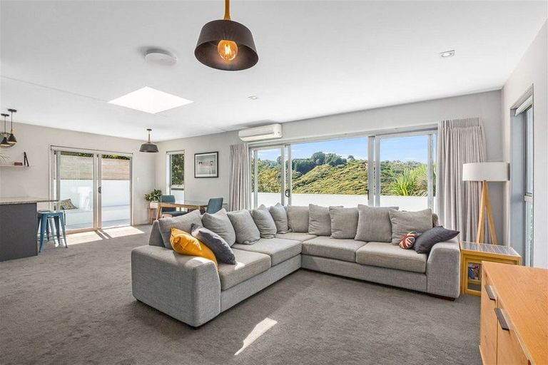 Photo of property in 57 Gordon Road, Plimmerton, Porirua, 5026