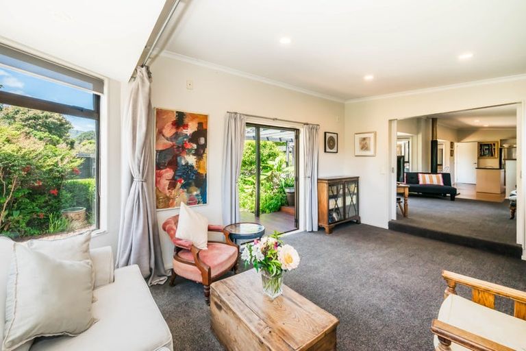 Photo of property in 314 Te Moana Road, Waikanae, 5036