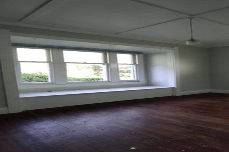 Photo of property in 15 Peverill Crescent, Papatoetoe, Auckland, 2025