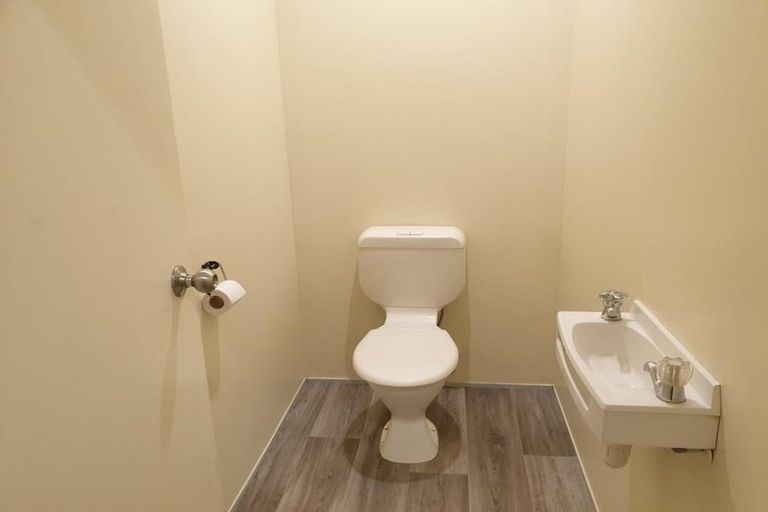 Photo of property in City Lodge, 201/115 Vivian Street, Te Aro, Wellington, 6011