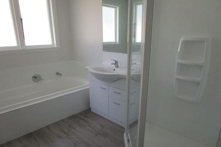 Photo of property in 145a Hamilton Avenue, Ilam, Christchurch, 8041